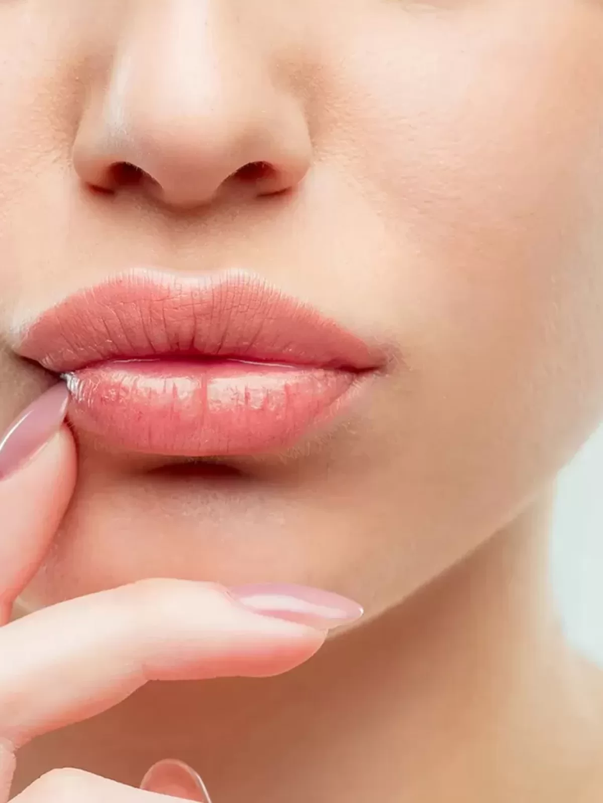 Want to know the cause of lip edema? ReSculpt Clinic can help you!